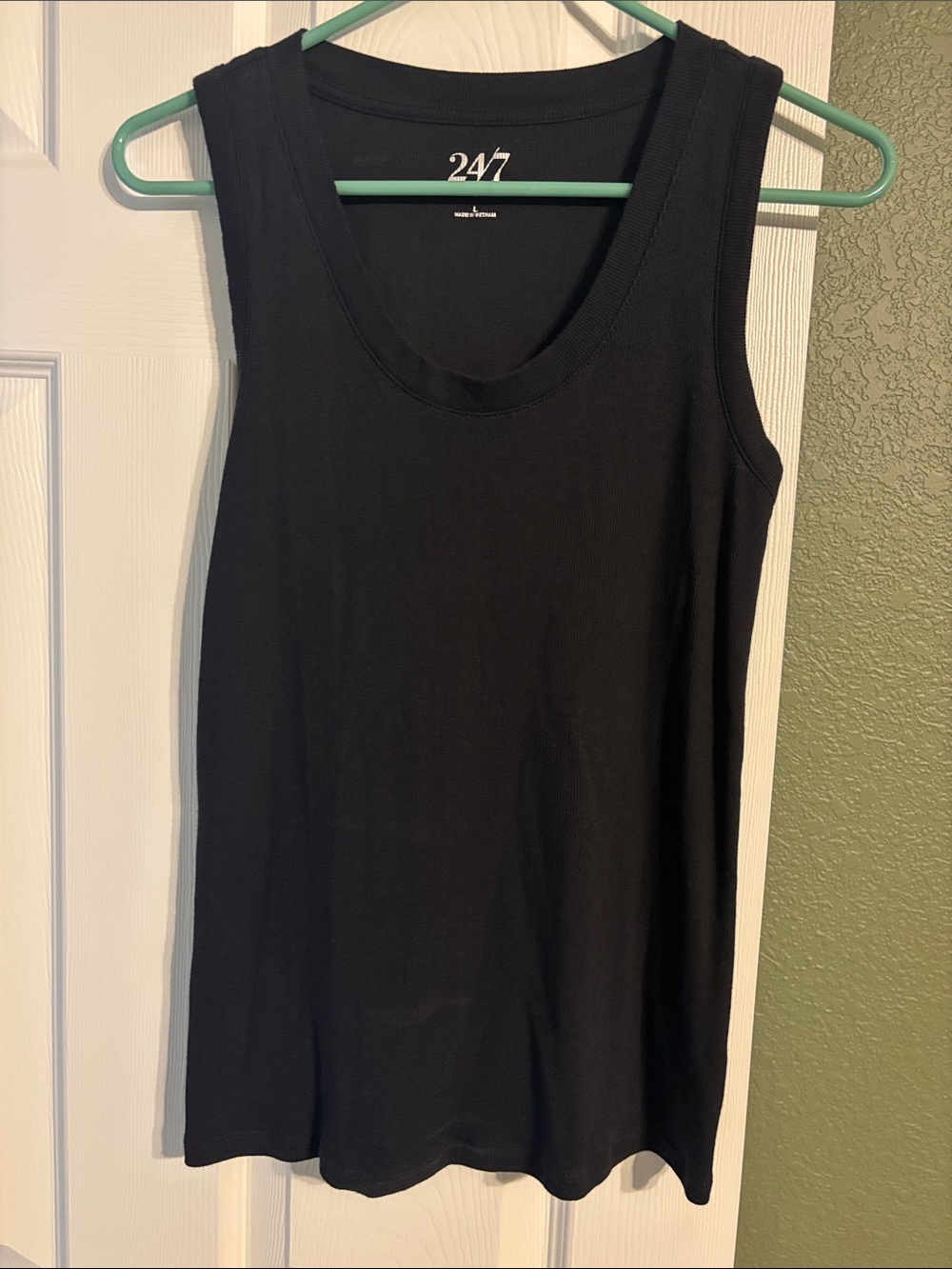 Women’s Black Ribbed Scoop Tank — Classic Everyday Layering